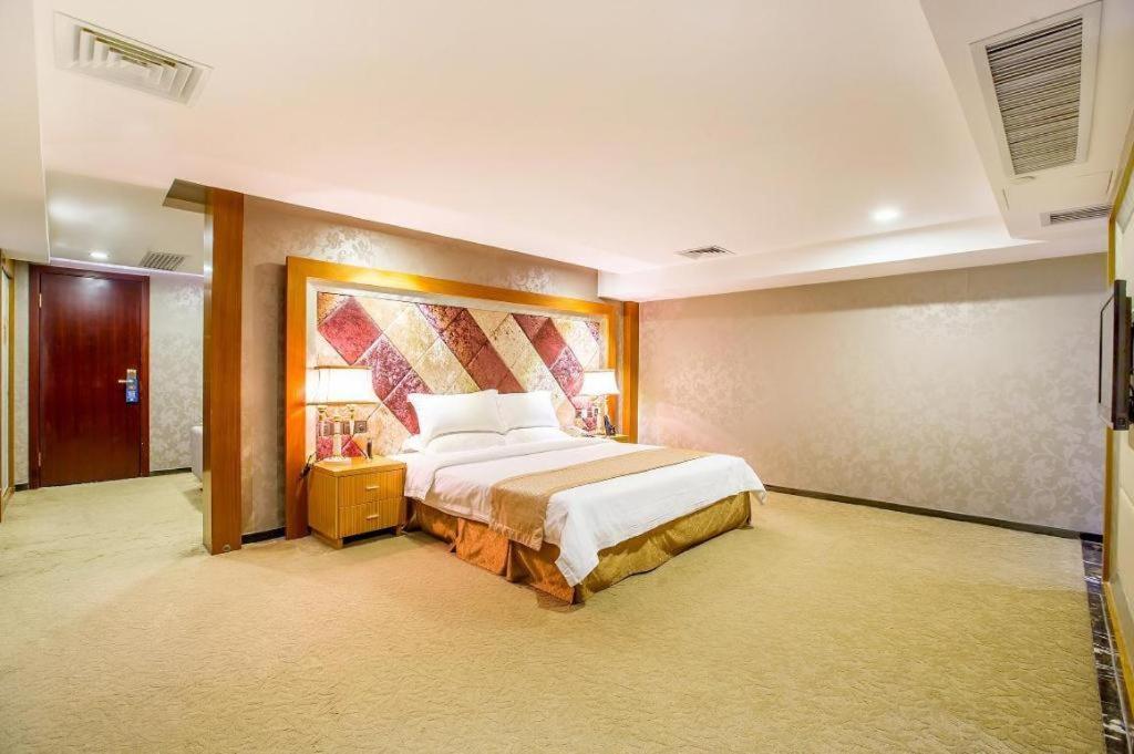 Zhongshan Louis Hotel Ngoại thất bức ảnh